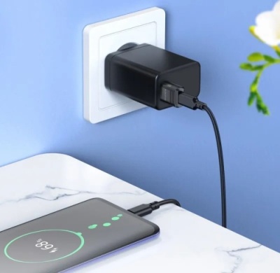 перехідник borofone bv18 usb 2.0 male - type-c female (чорний) 5v-3a max 