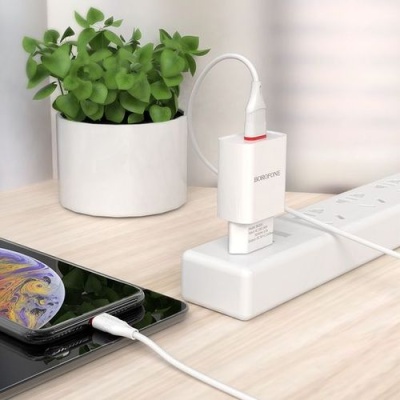 мережевий зарядний пристрій borofone ba20a 1usb/2.1a (білий) 