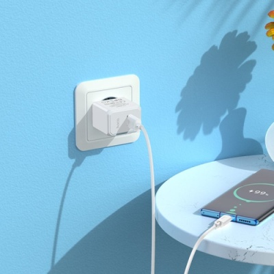 мережевий зарядний пристрій hoco cs11a 1usb/2.1a + (usb - type-c) (білий) 