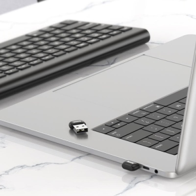 bluetooth-адаптер hoco ua18 5.0 (чорний) 