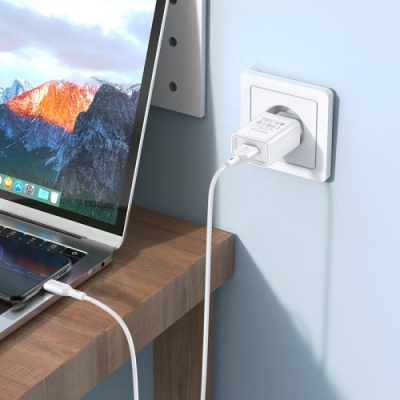 мережевий зарядний пристрій borofone ba68a 1usb/2.1a + (usb - microusb) (білий) 