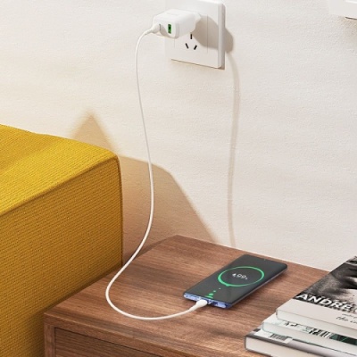 мережевий зарядний пристрій hoco n5 1usb/18w/qc3.0 + 1type-c/20w/pd + (type-c - type-c) (білий) 