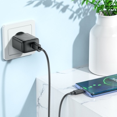 мережевий зарядний пристрій hoco cs21a 1usb/18w/qc3.0 (чорний) 