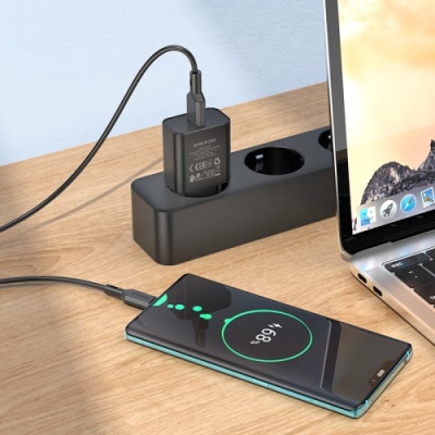 мережевий зарядний пристрій borofone ba72a spring 1usb/18w/qc3.0 + (usb - type-c) (чорний) 