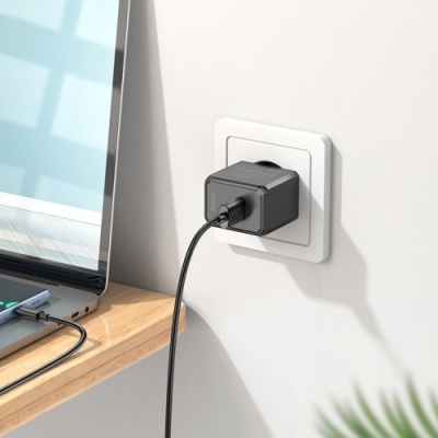 мережевий зарядний пристрій hoco cs11a 1usb/2.1a (чорний) 